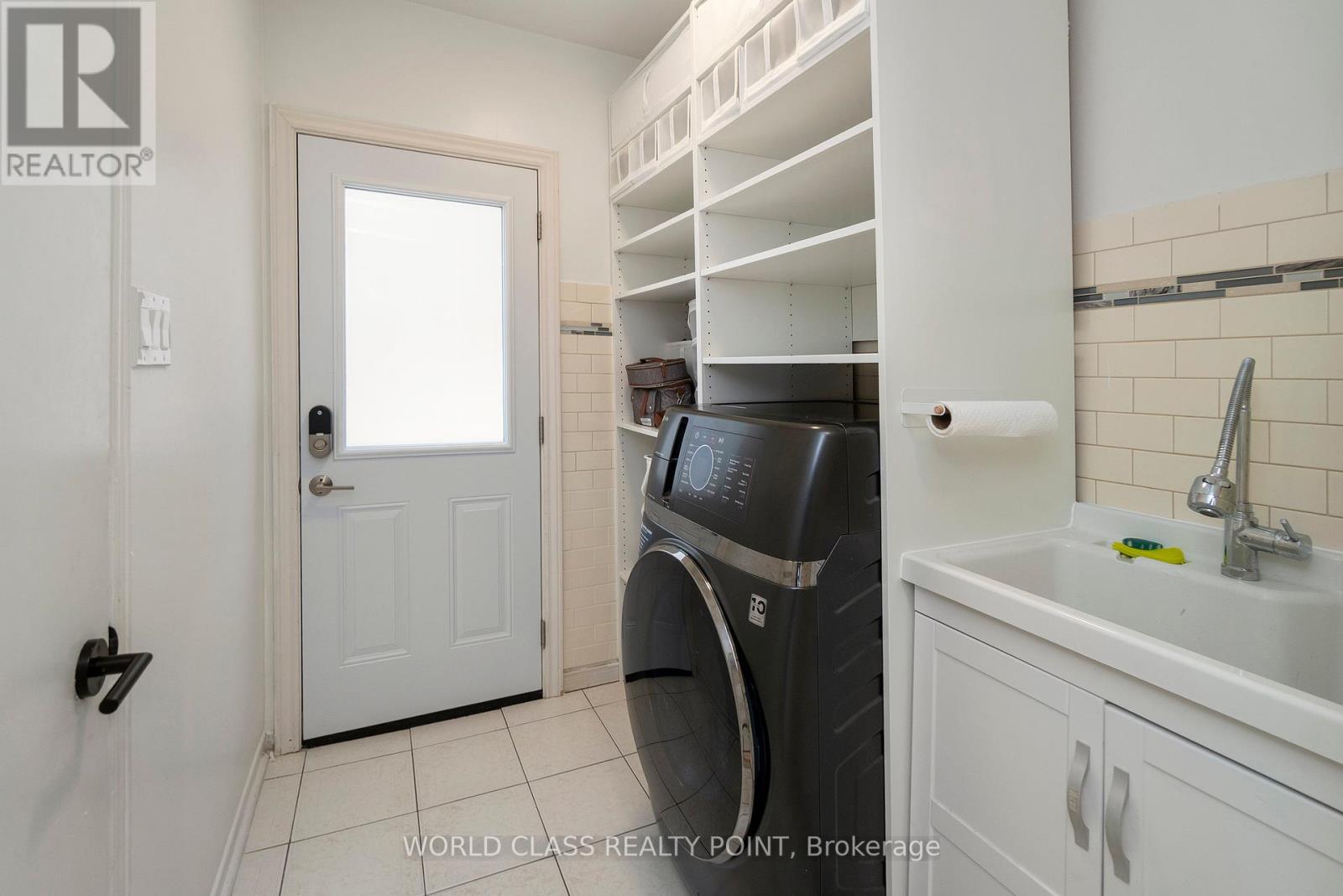 Photo 45 of 6548 Eastridge Road, Mississauga ON