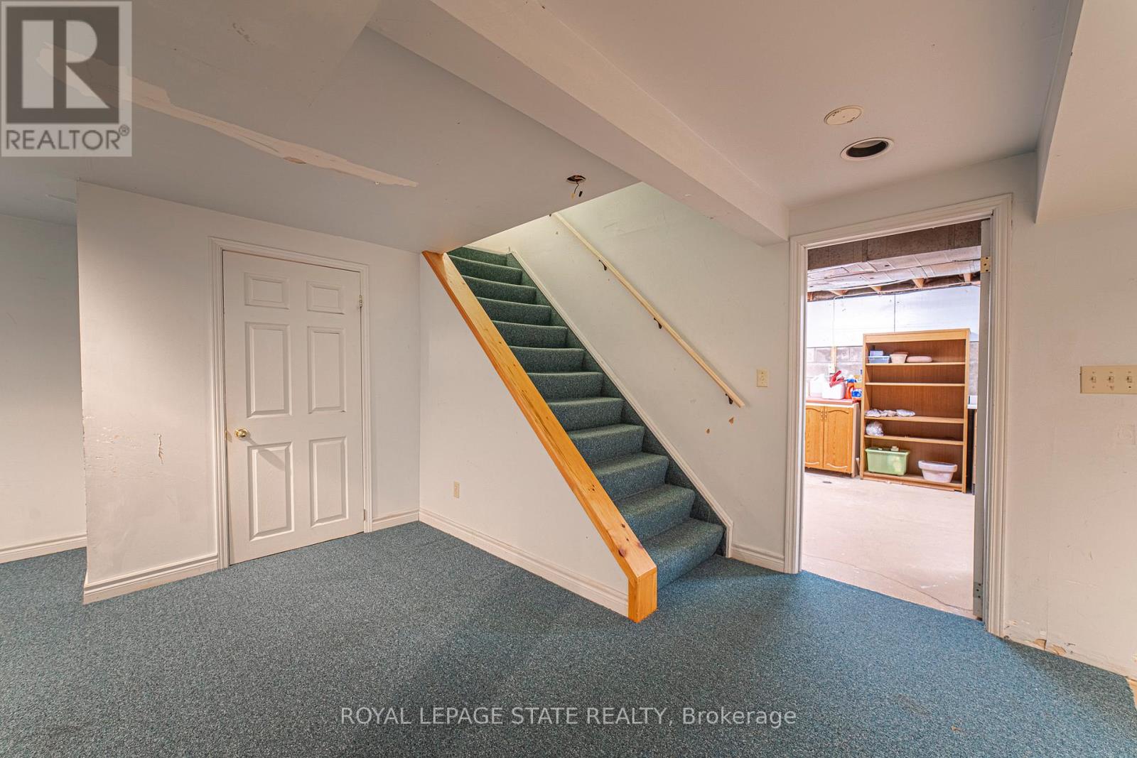 Photo 40 of 929 Daryl Drive, Burlington ON