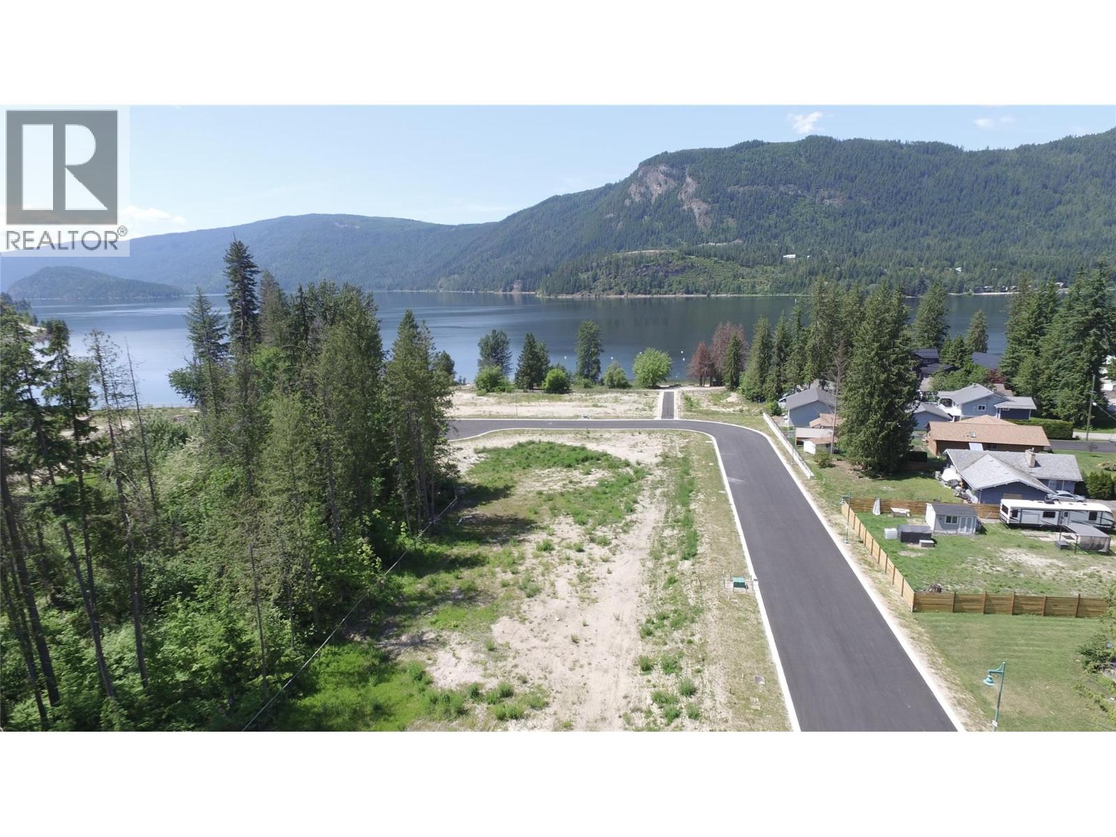  42 Wisemen Creek Court, Sicamous