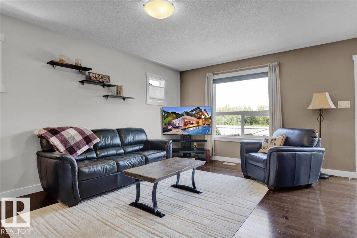 Photo 4 of 5264 1 A Av Sw, Edmonton AB