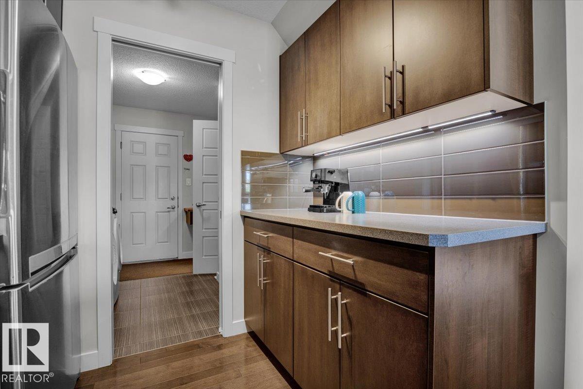 Photo 12 of 5264 1 A Av Sw, Edmonton AB