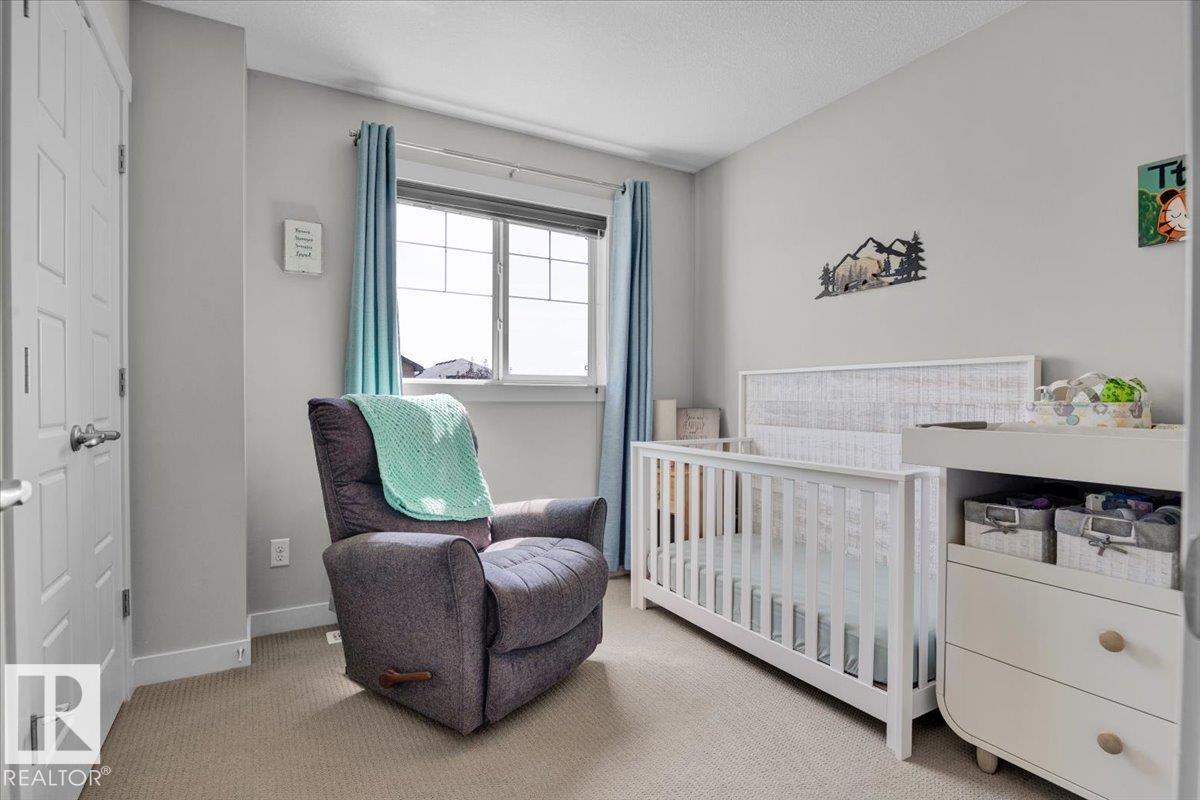 Photo 23 of 5264 1 A Av Sw, Edmonton AB