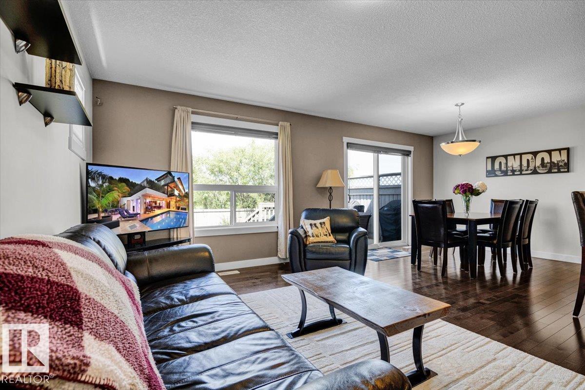 Photo 5 of 5264 1 A Av Sw, Edmonton AB