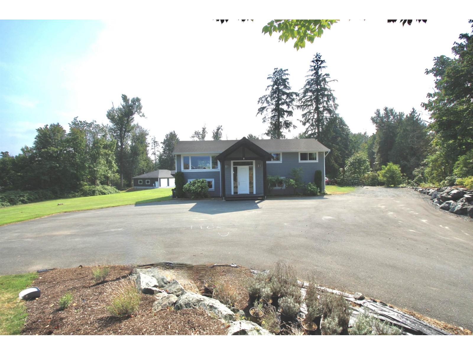 Photo 29 of 29340 Galahad Crescent, Abbotsford BC