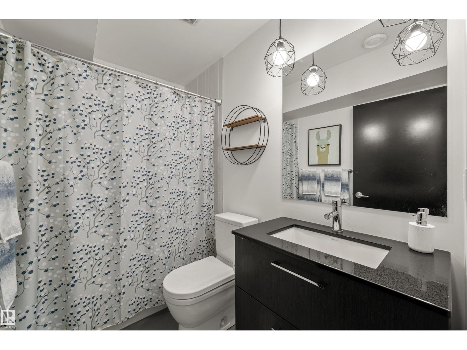 Photo 34 of 9761 90 Av Nw, Edmonton AB