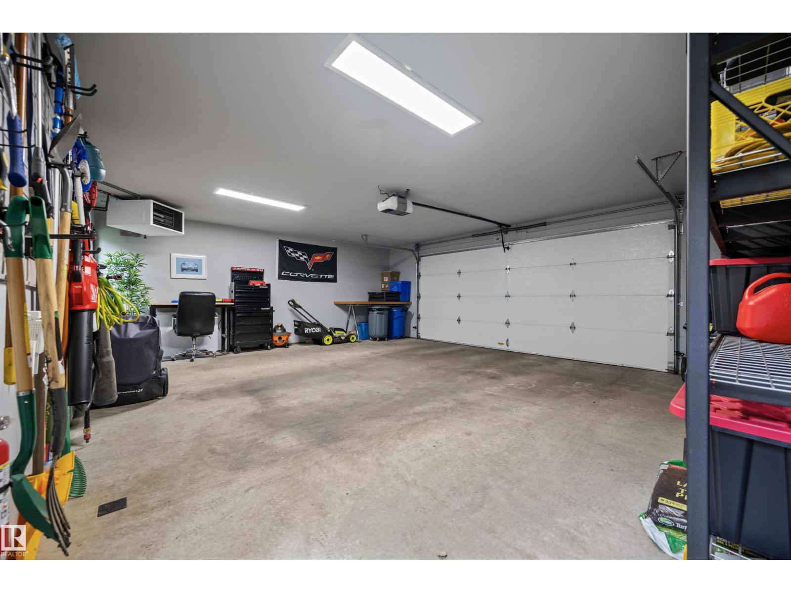 Photo 40 of 9761 90 Av Nw, Edmonton AB