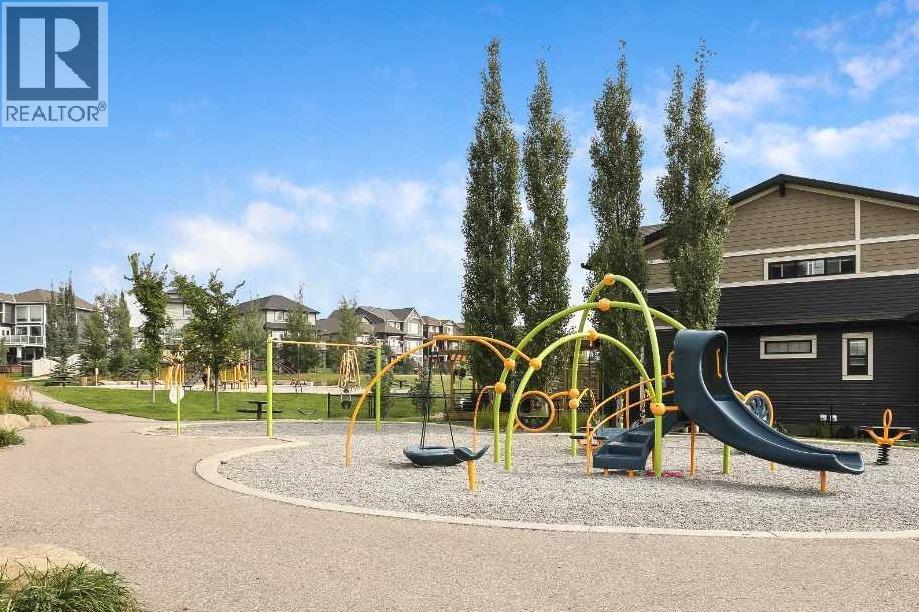 Photo 45 of 91 Hillcrest Close Sw, Airdrie AB