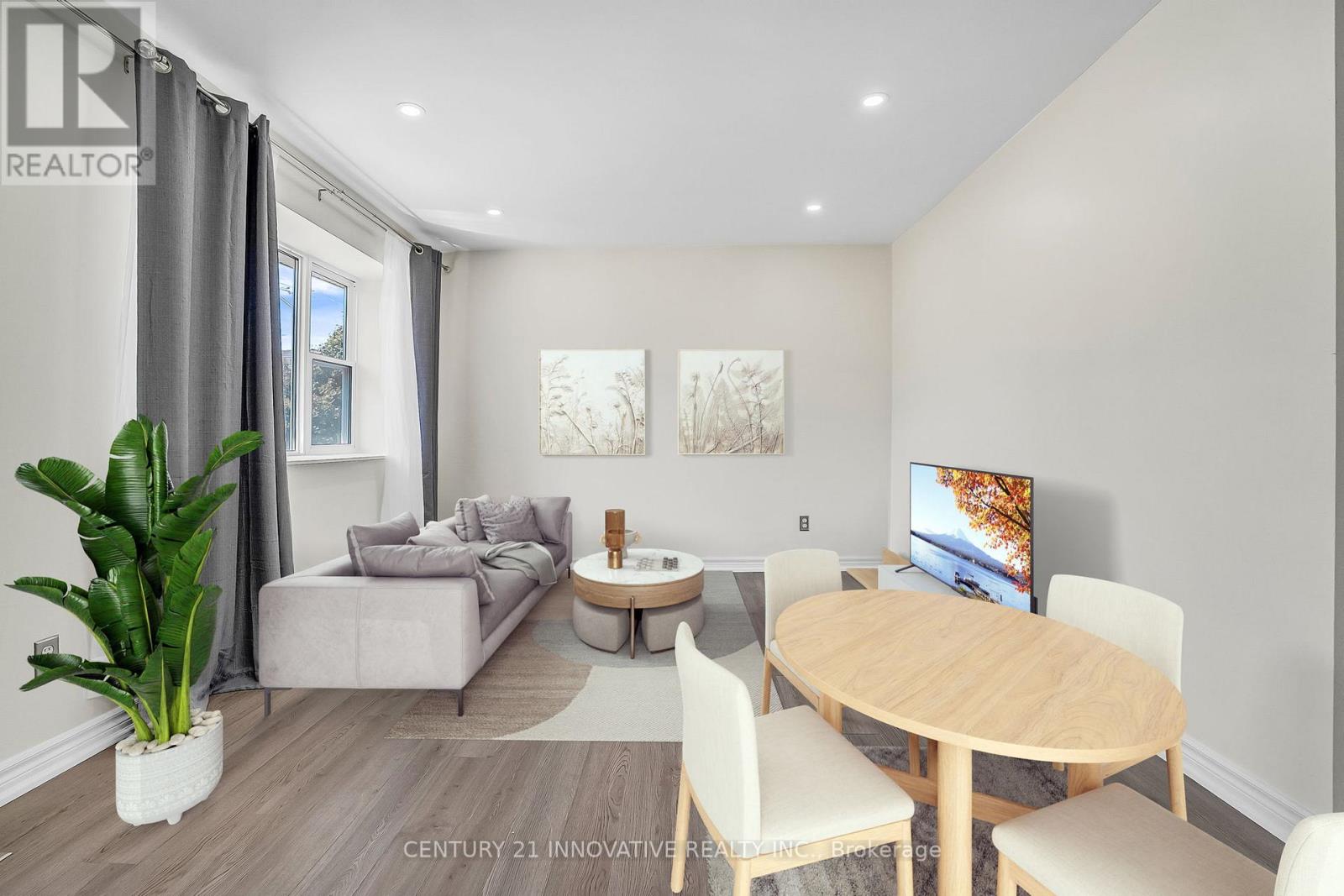Photo 7 of 612 Simcoe Street, Brock ON