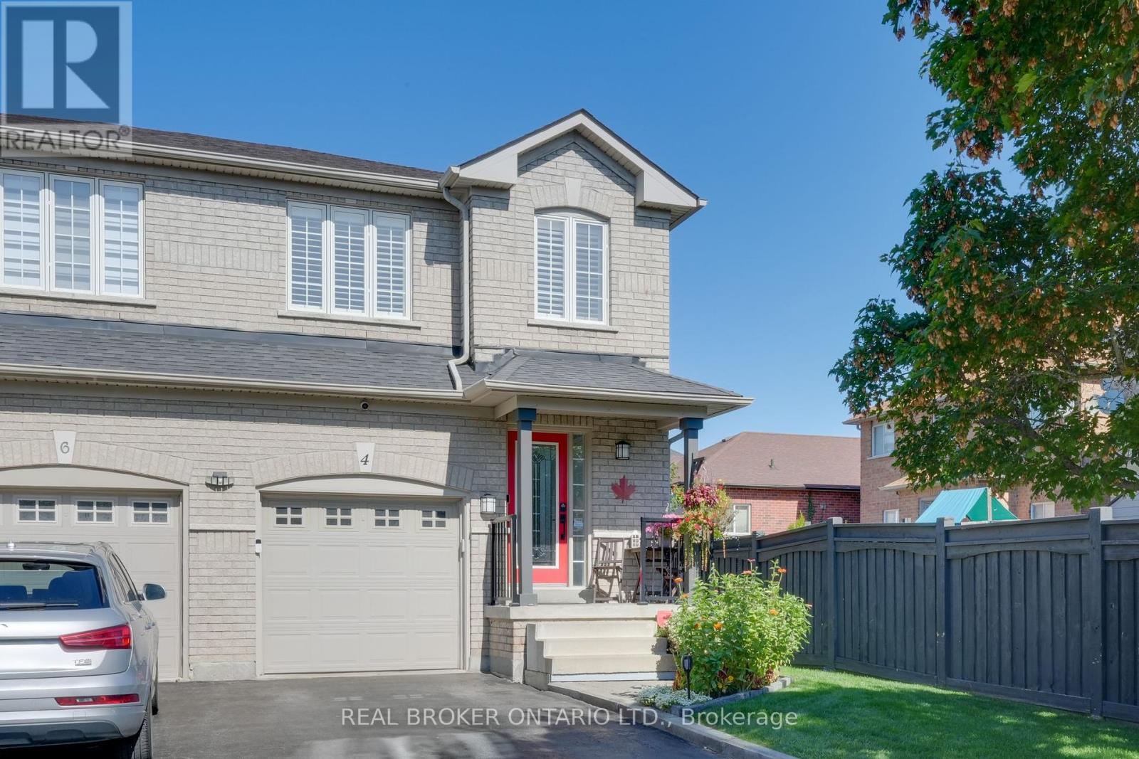 Photo 1 of 4 Ironhorse Crescent, Caledon ON