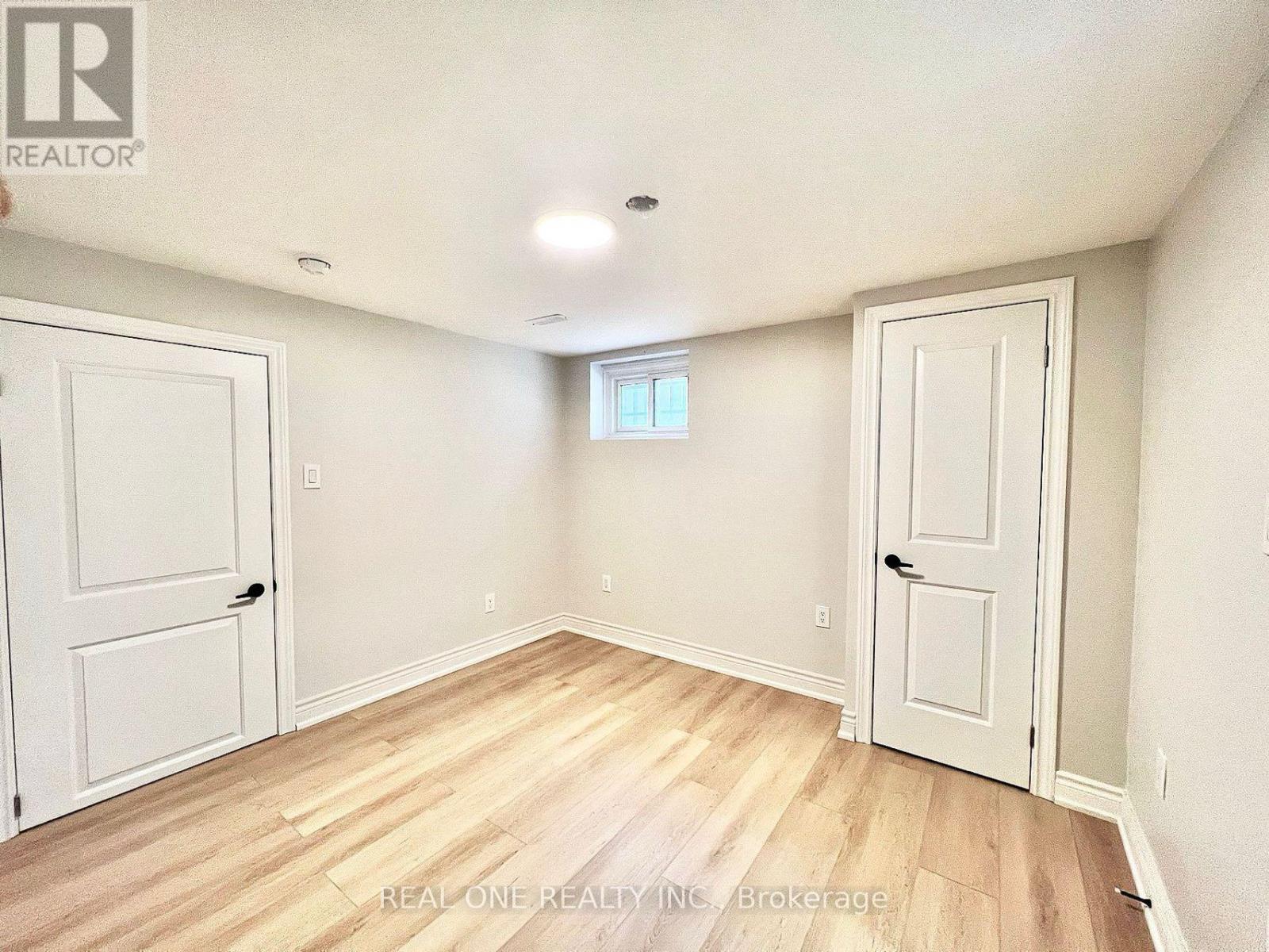 Photo 3 of 65 Dewlane Drive W, Toronto ON