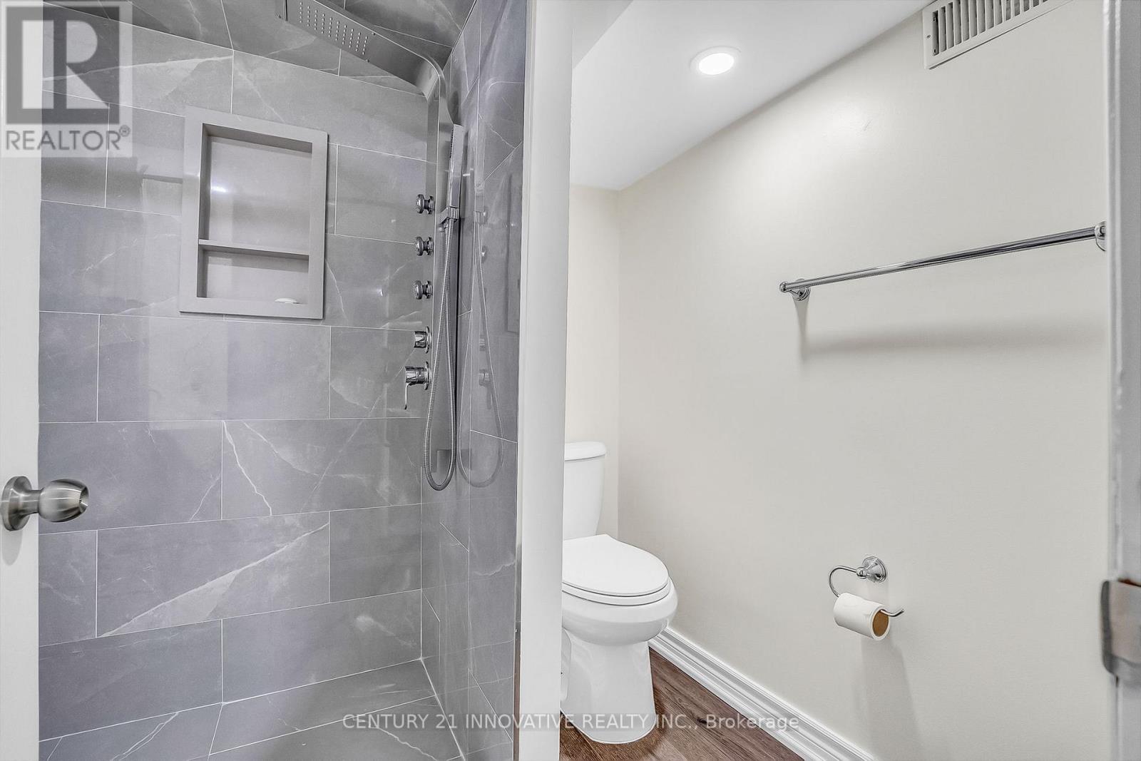 Photo 13 of 612 Simcoe Street, Brock ON