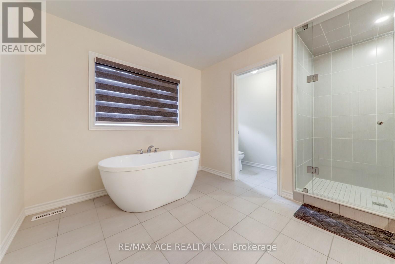 Photo 27 of 118 North Garden Boulevard, Scugog ON
