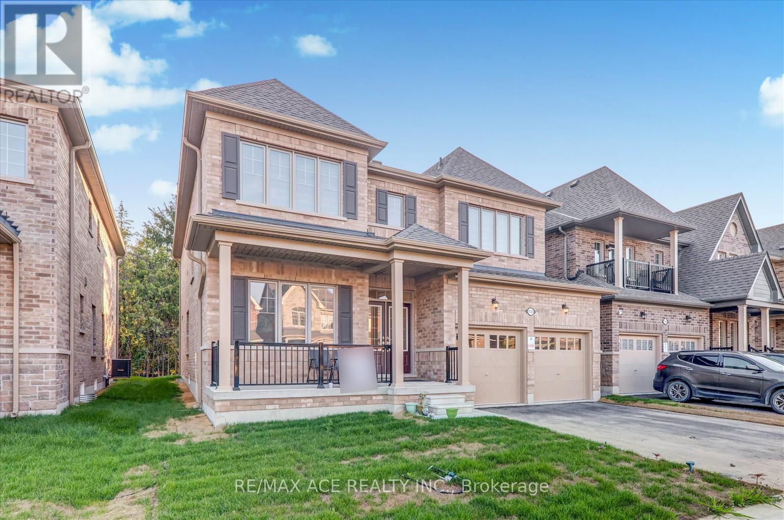 Photo 3 of 118 North Garden Boulevard, Scugog ON