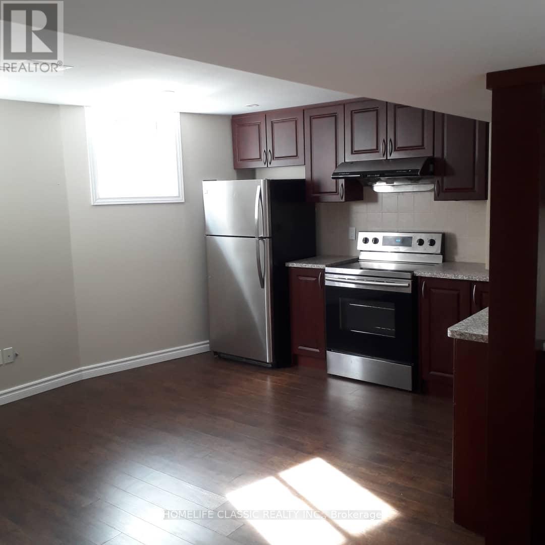 Photo 1 of B 89 Estrella Crescent, Richmond Hill ON