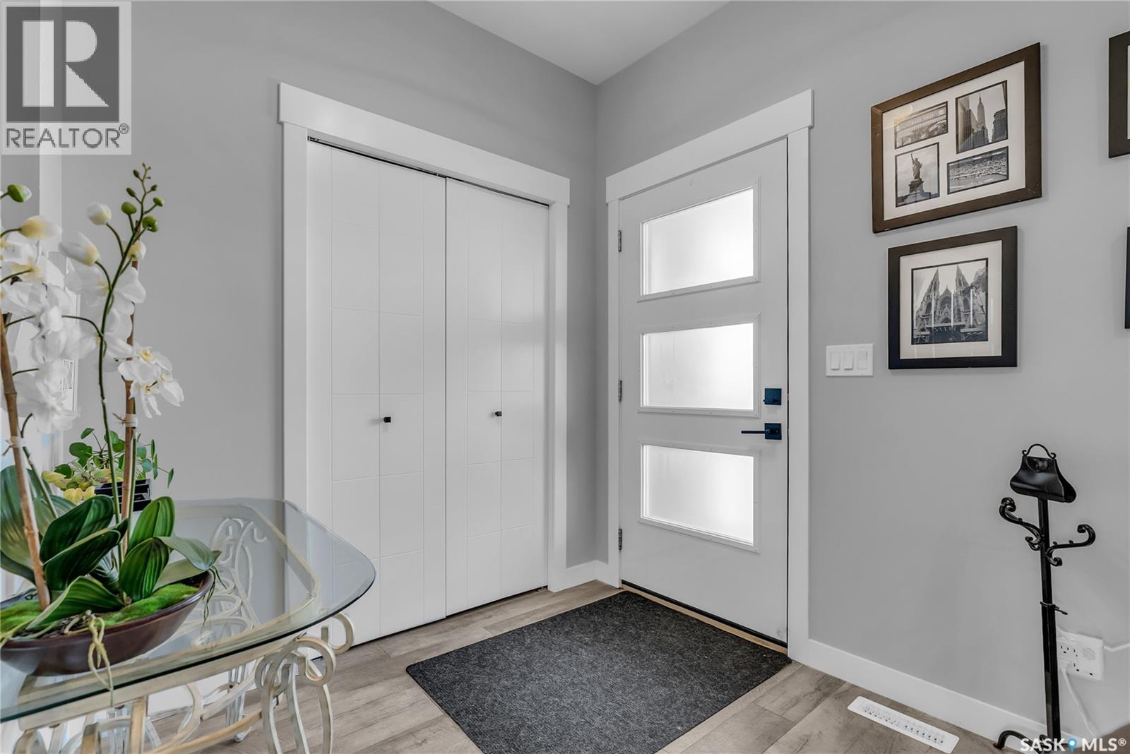 Photo 2 of 407 Kloppenburg Street, Saskatoon SK