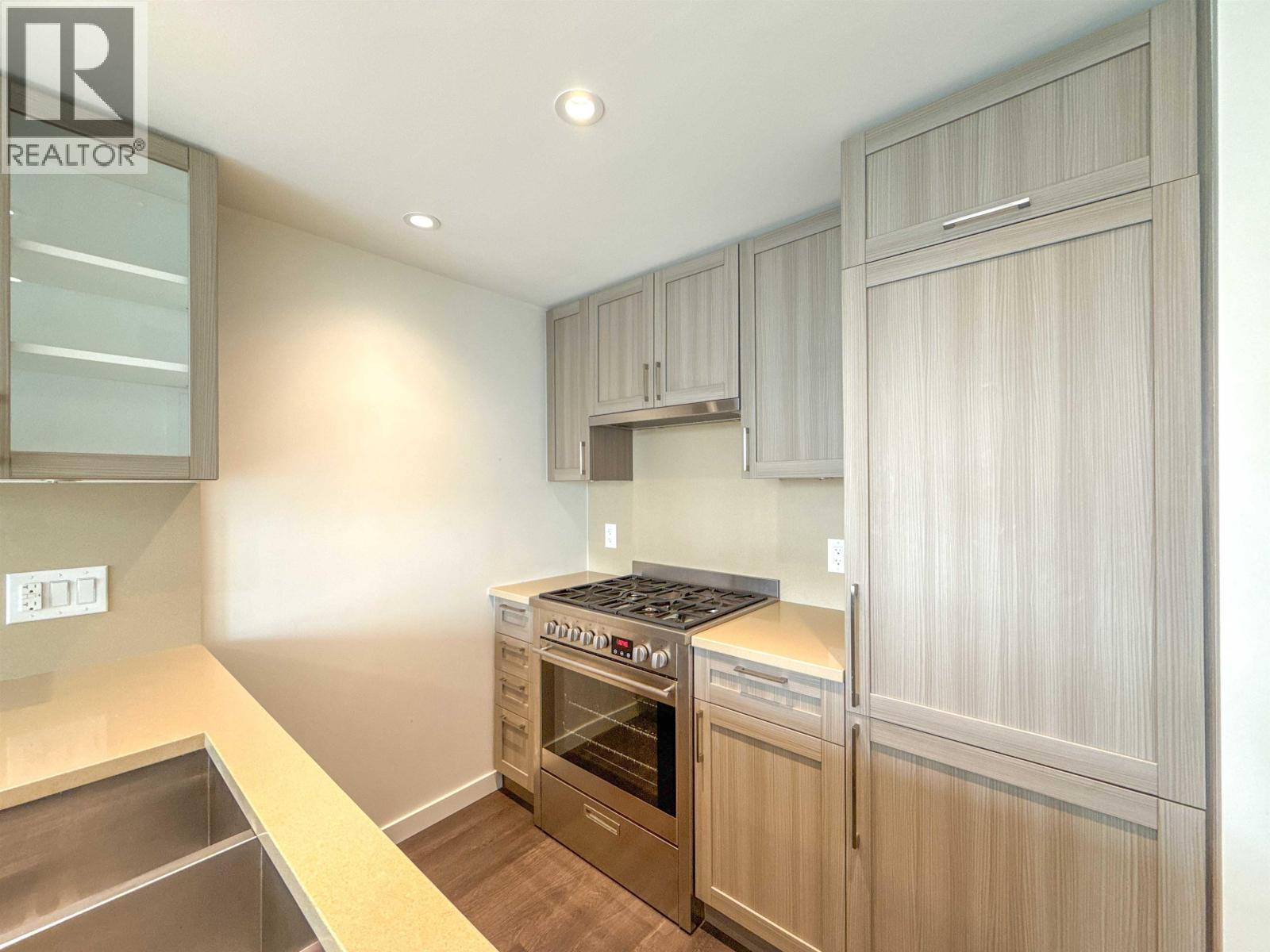 Photo 7 of 512 5598 Ormidale Street, Vancouver BC