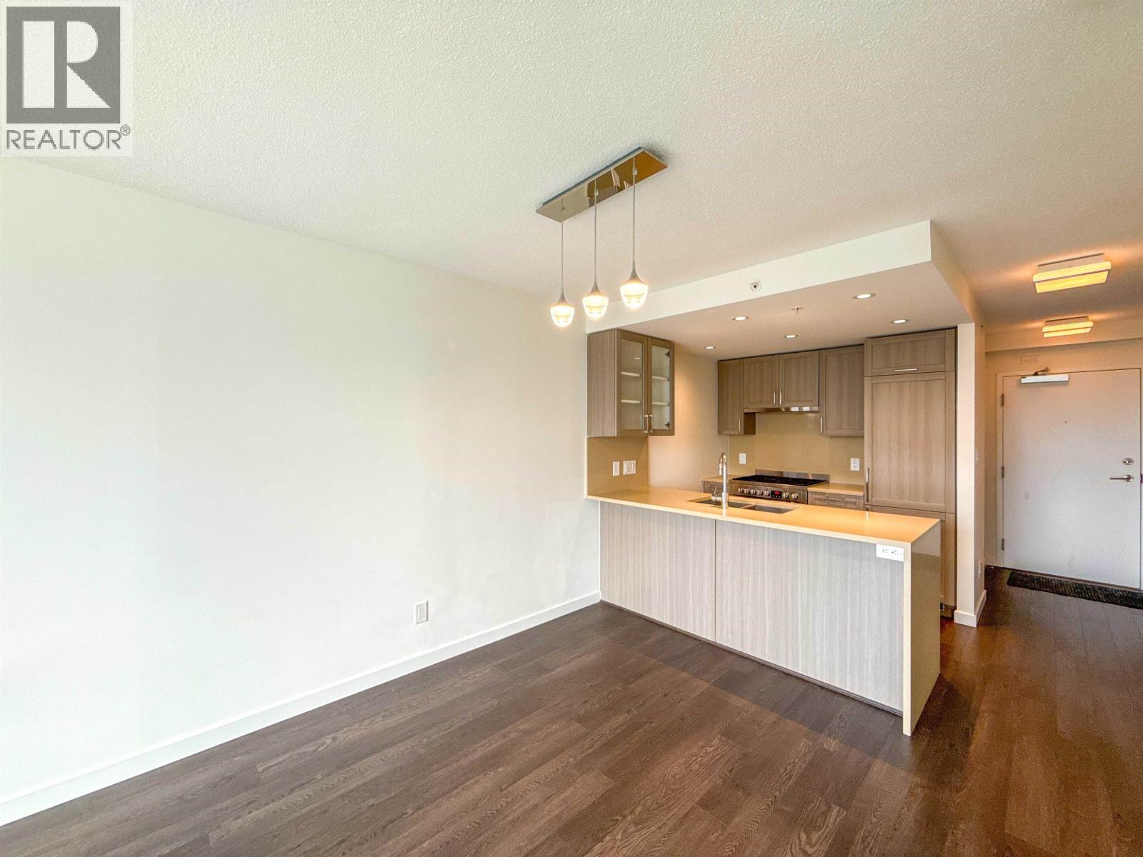 Photo 2 of 512 5598 Ormidale Street, Vancouver BC