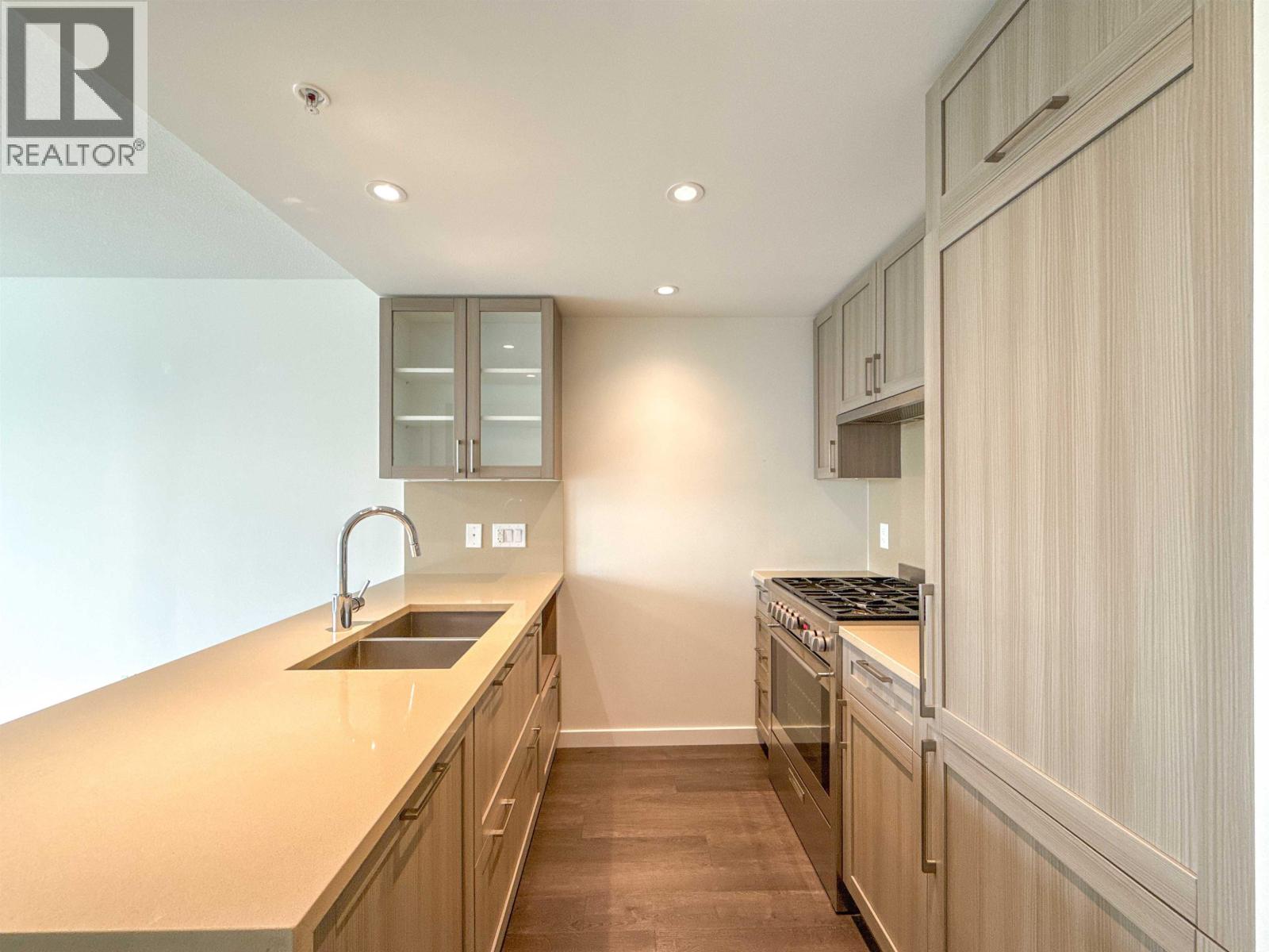 Photo 6 of 512 5598 Ormidale Street, Vancouver BC
