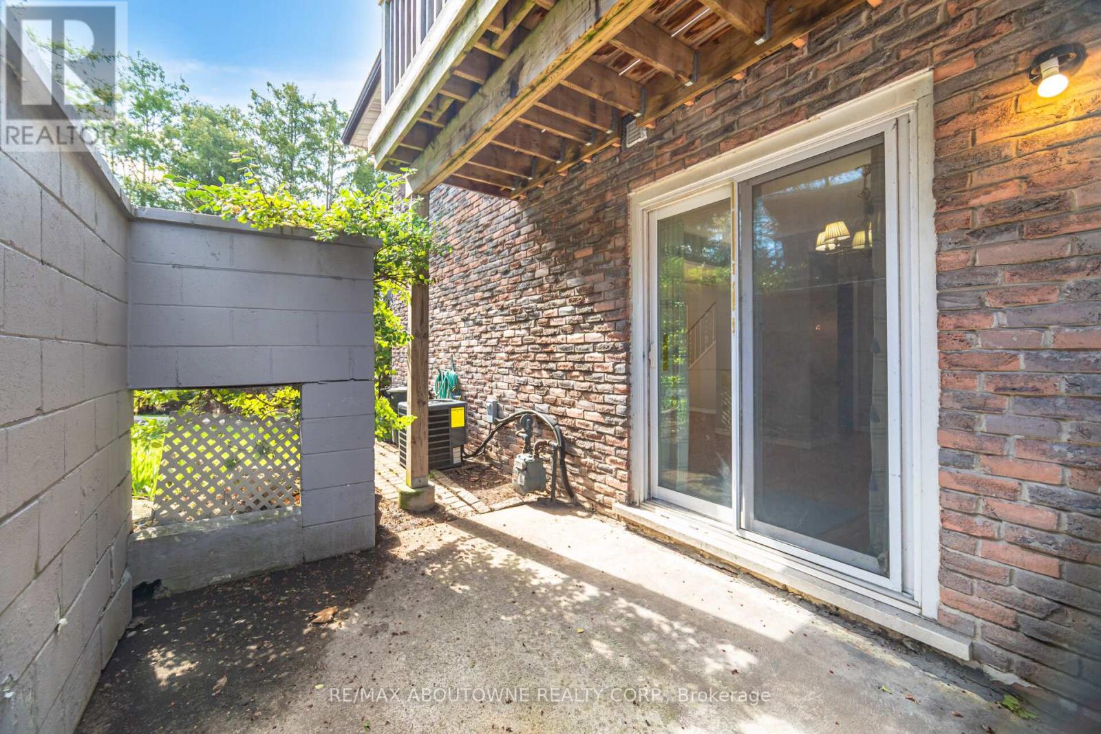 Photo 30 of 4 961 Francis Road, Burlington ON