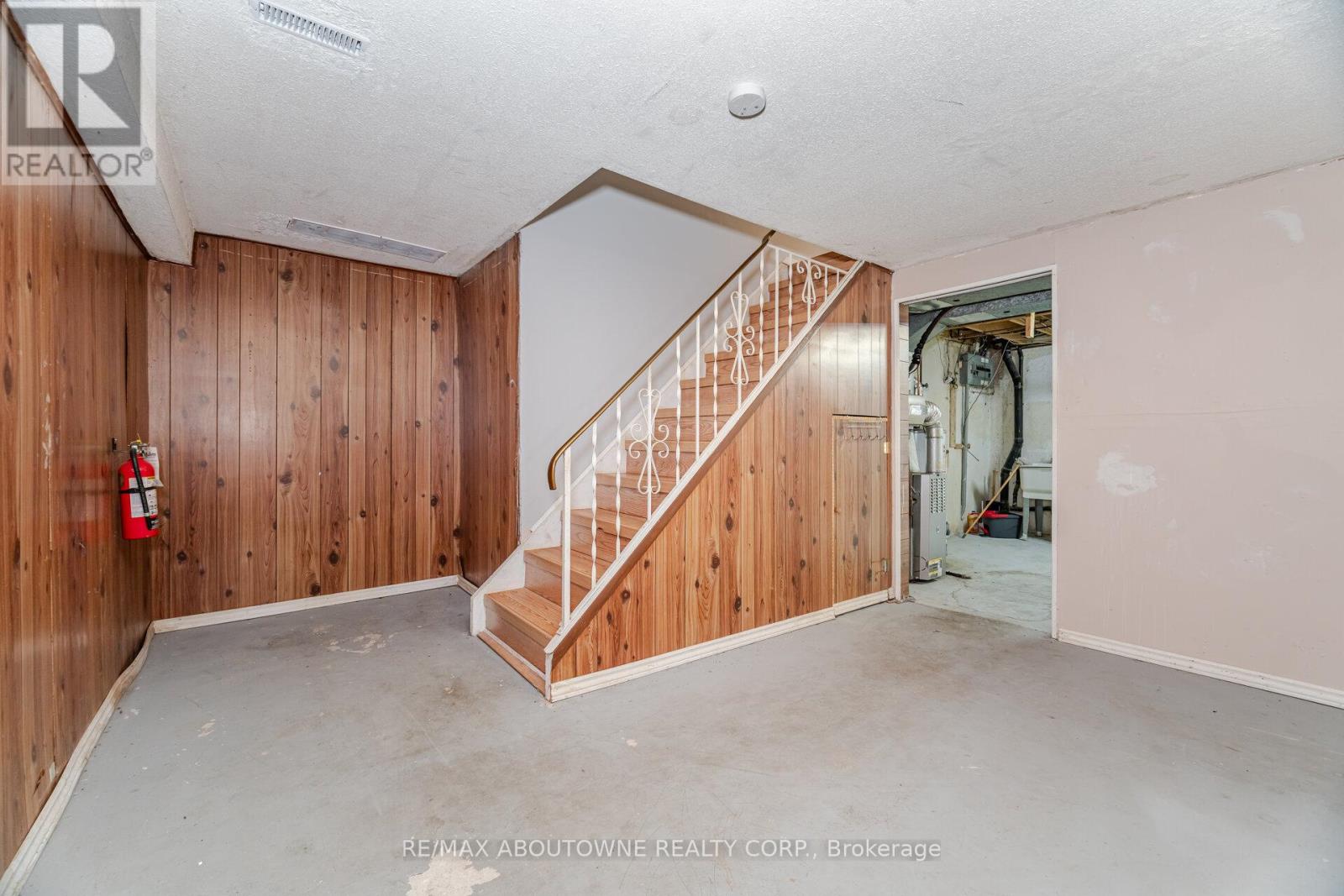 Photo 32 of 4 961 Francis Road, Burlington ON