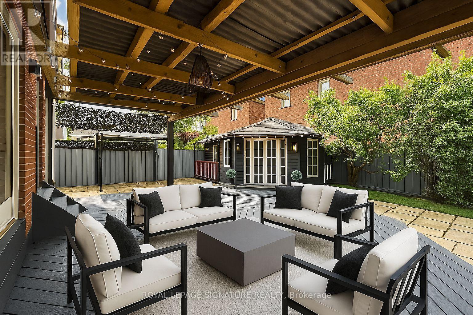 Photo 45 of 6412 Newcombe Drive, Mississauga ON
