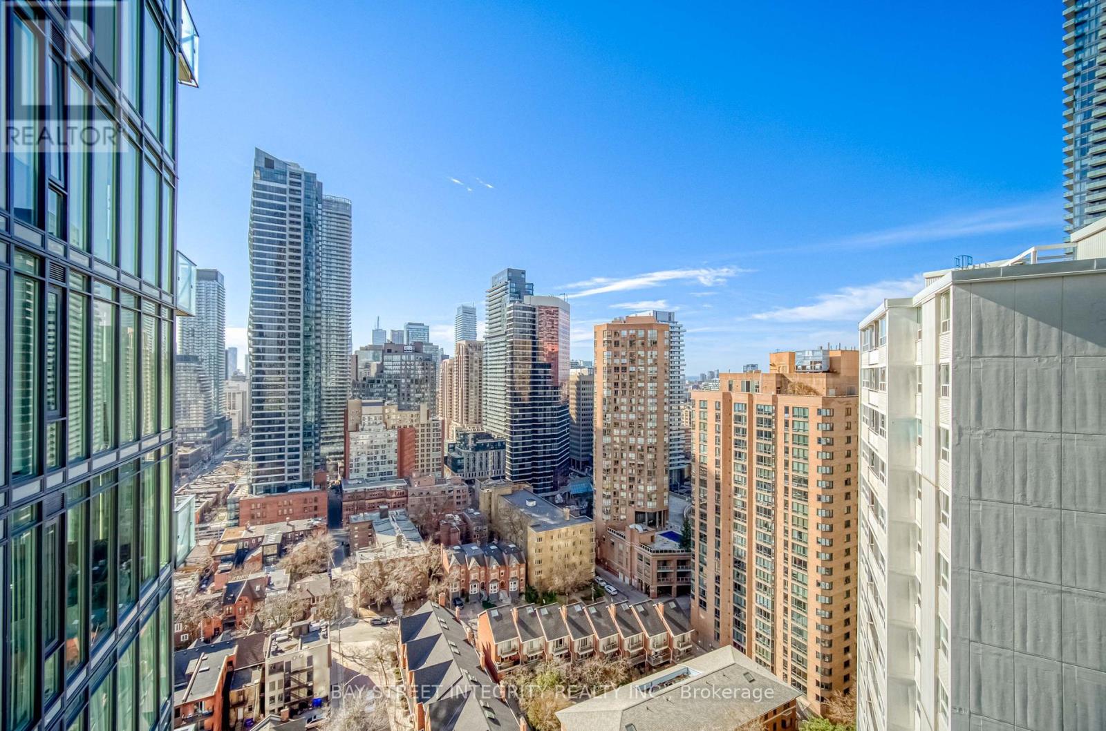 Photo 21 of 2105 75 St Nicholas Street, Toronto ON