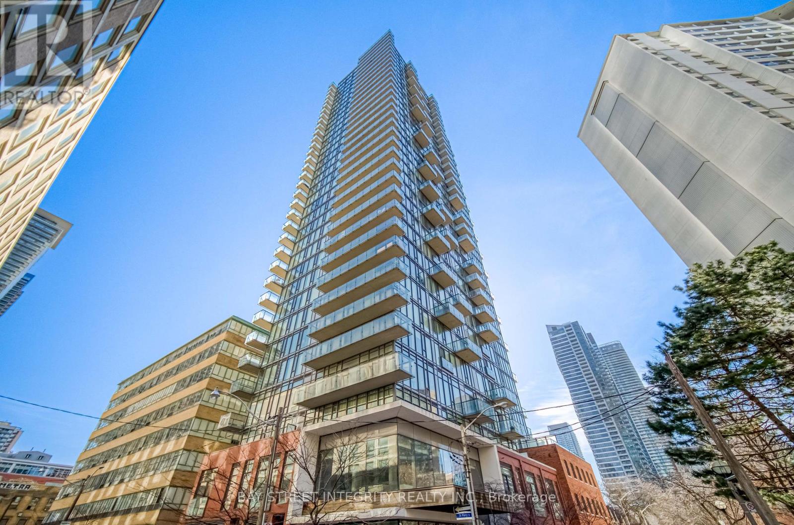 Photo 1 of 2105 75 St Nicholas Street, Toronto ON