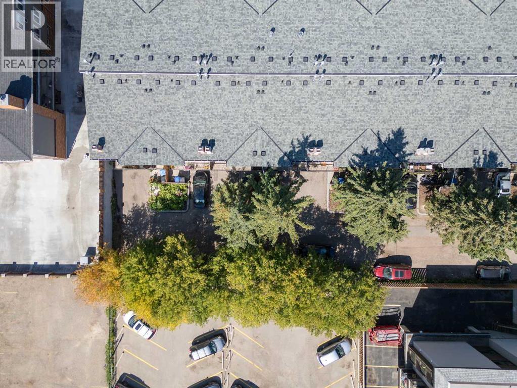 Photo 18 of 22 643 4 Avenue Ne, Calgary AB