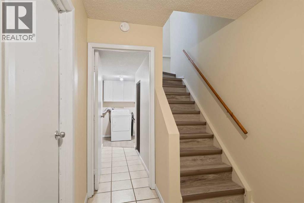 Photo 2 of 22 643 4 Avenue Ne, Calgary AB