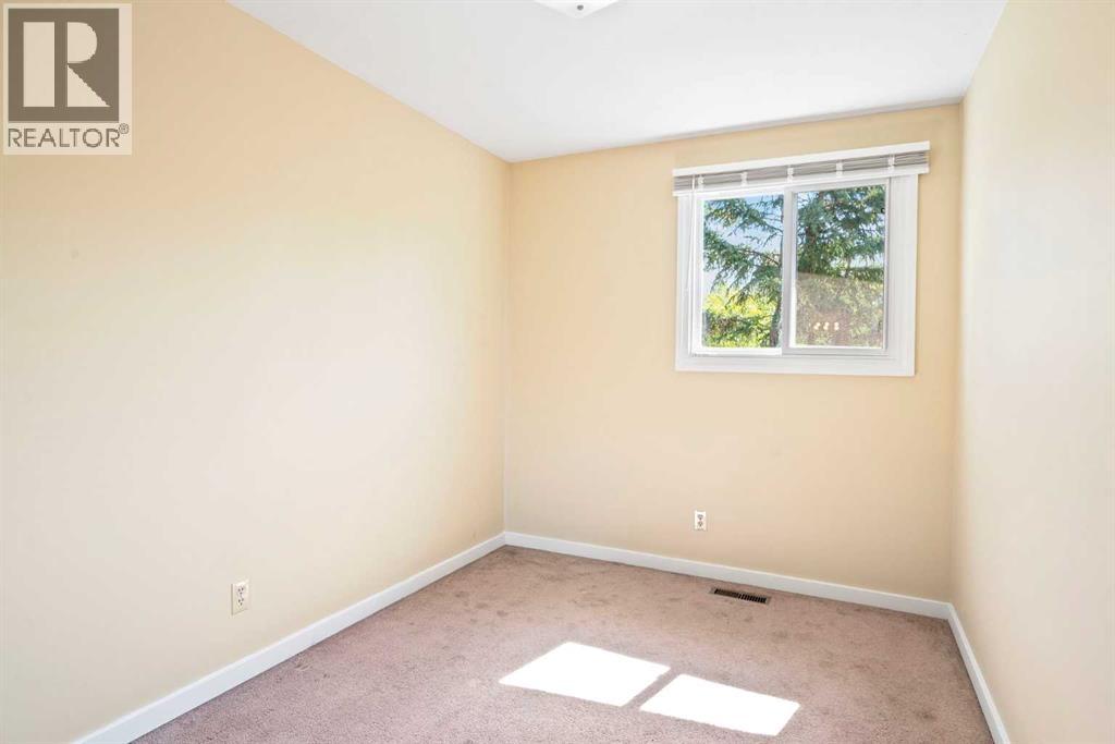 Photo 12 of 22 643 4 Avenue Ne, Calgary AB