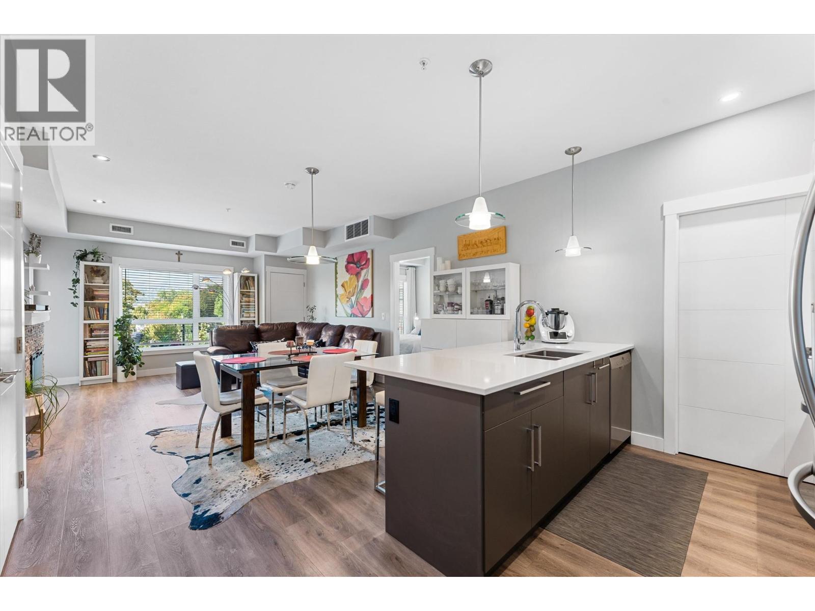 406 1883 Water Street, Kelowna