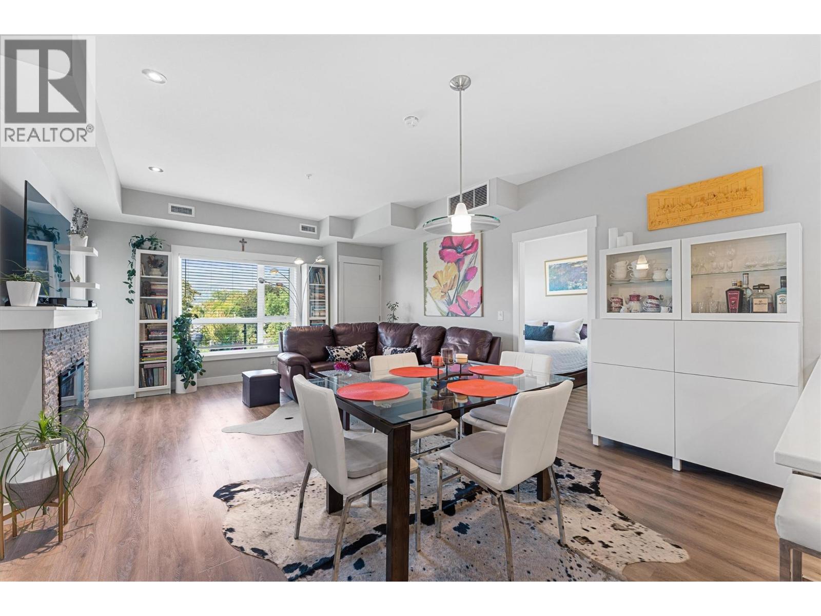 406 1883 Water Street, Kelowna