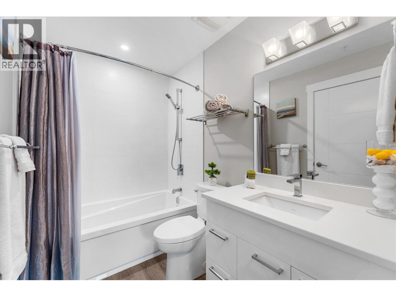 406 1883 Water Street, Kelowna