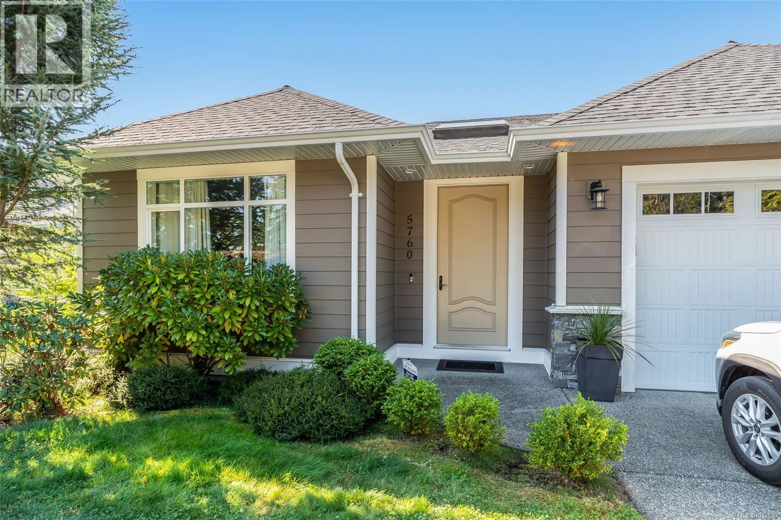Photo 1 of 5760 Linley Valley Dr, Nanaimo BC
