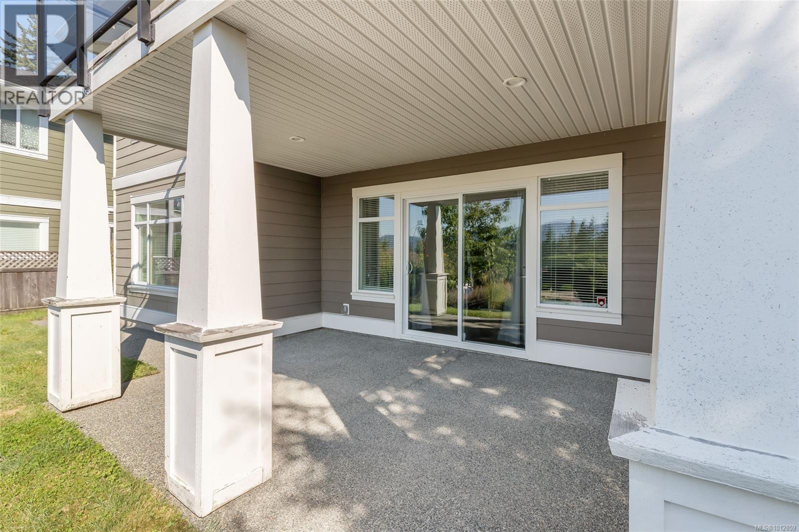 Photo 5 of 5760 Linley Valley Dr, Nanaimo BC