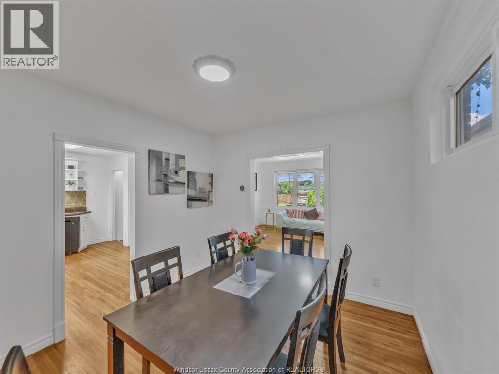 Photo 9 of 1164 Elm Avenue, Windsor ON