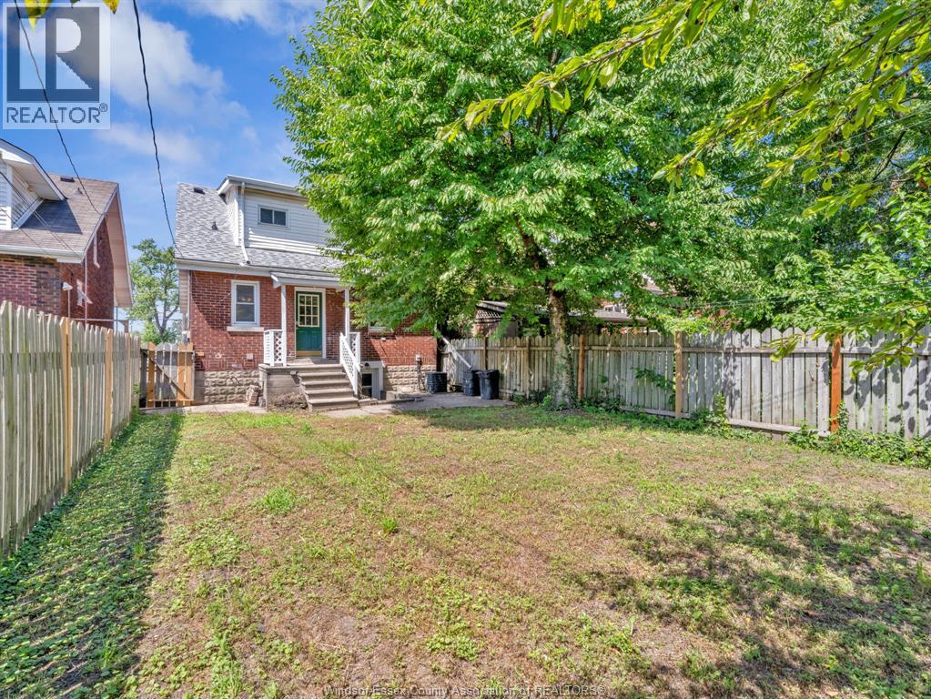 Photo 39 of 1164 Elm Avenue, Windsor ON