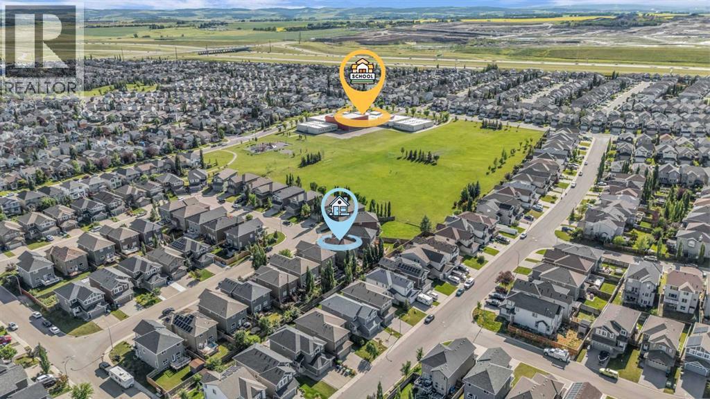 Single Family House for Sale in  Everhollow Green SW Evergreen Calgary 