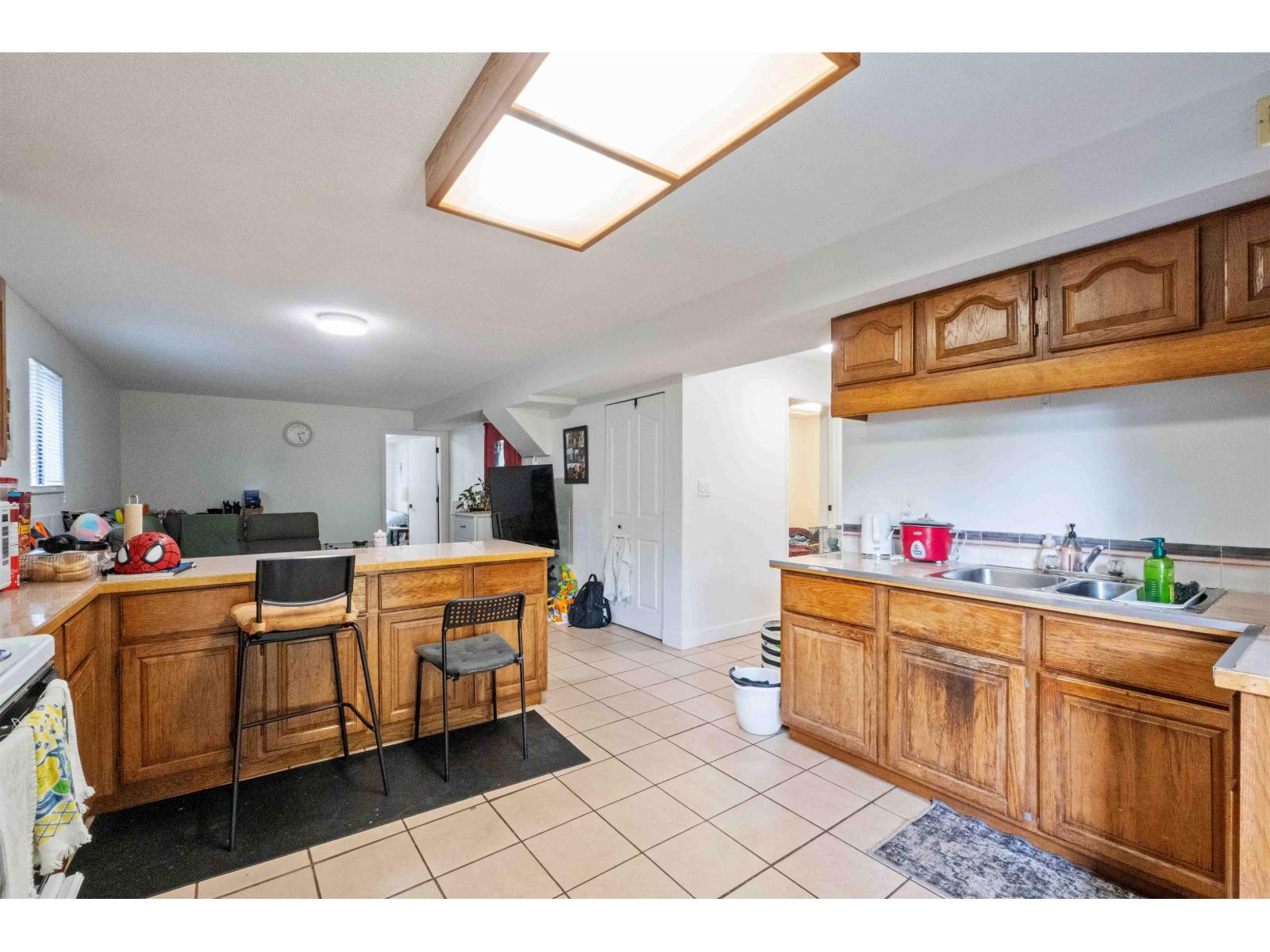 Photo 24 of 2418 Wayburne Crescent, Langley BC