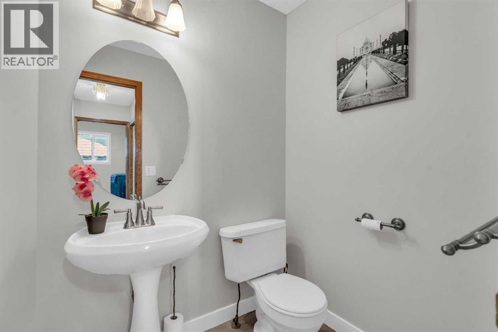 Photo 15 of 18562 Chaparral Manor Se, Calgary AB