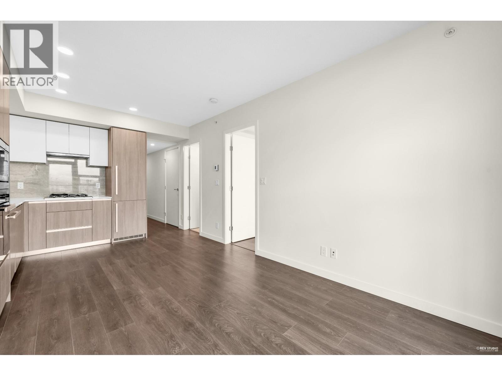 Photo 13 of 1404 6633 Buswell Street, Richmond BC