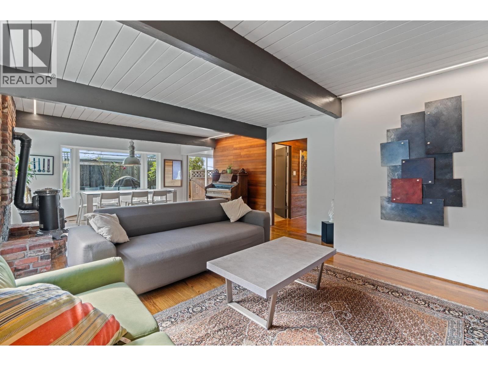 Photo 23 of 442 Monteray Avenue, North Vancouver BC