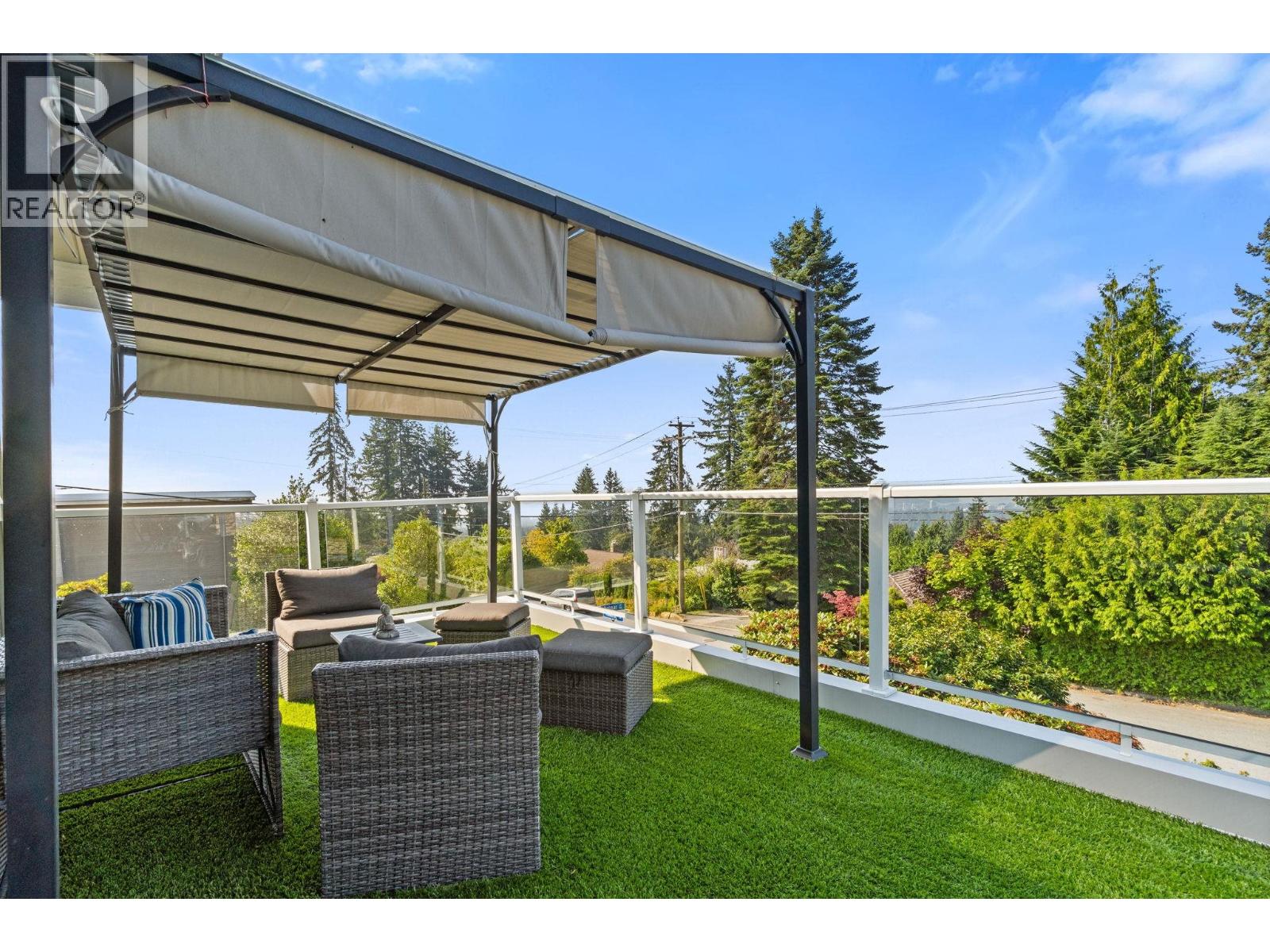 Photo 37 of 442 Monteray Avenue, North Vancouver BC