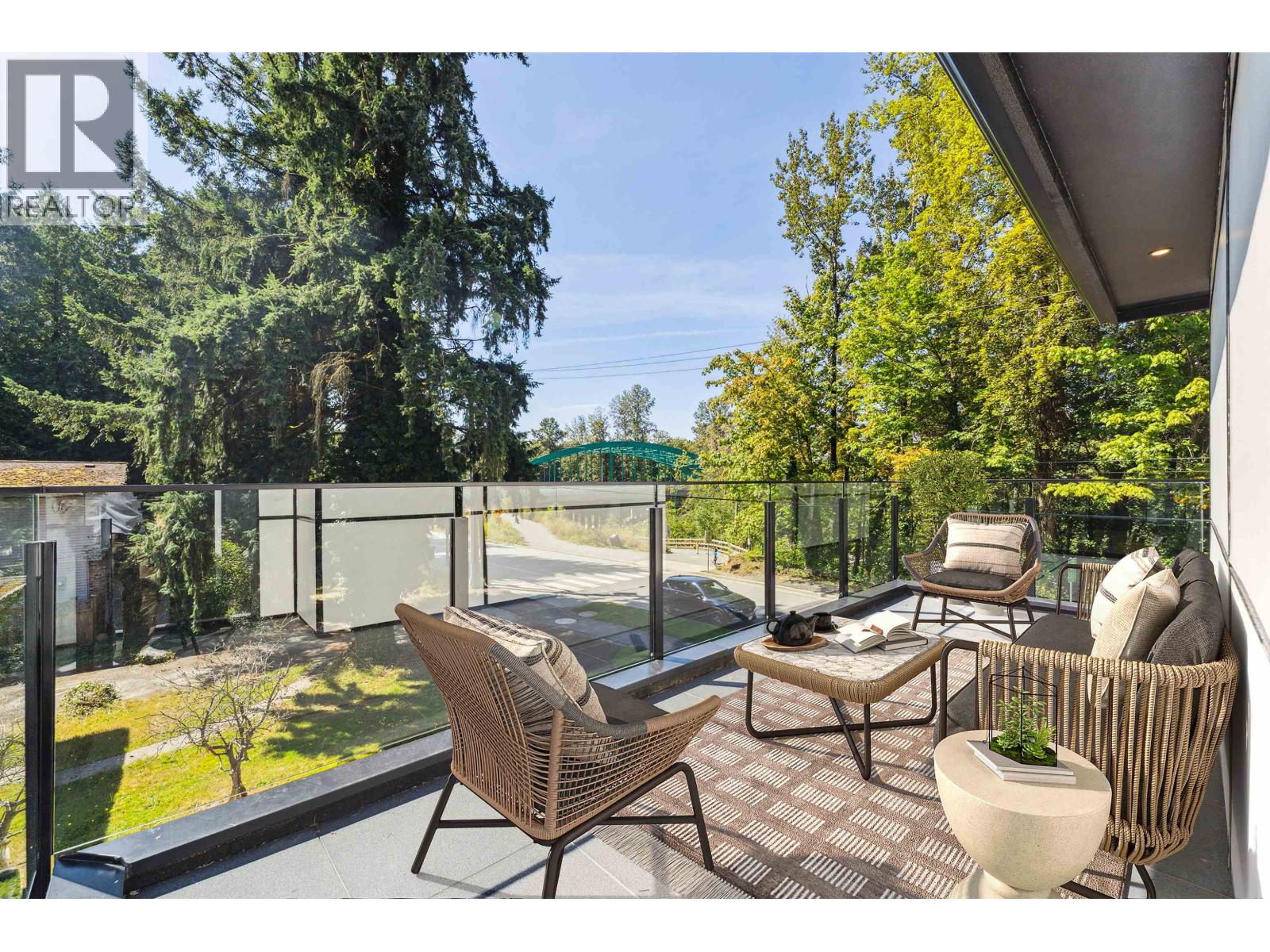 Photo 17 of 844 St Denis Avenue, North Vancouver BC