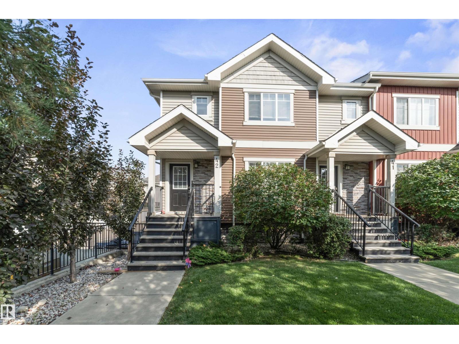 Photo 1 of 42 7289 South Terwillegar Dr Nw, Edmonton AB