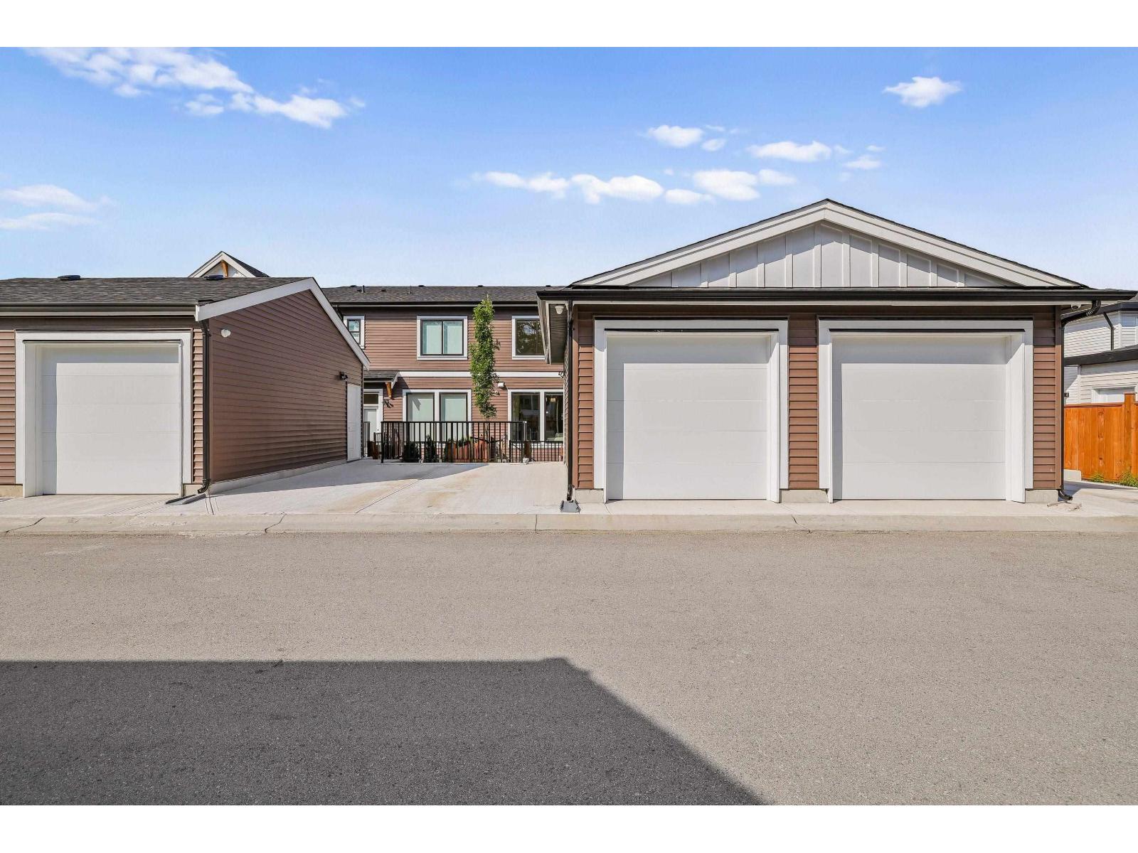 Photo 32 of 20516 75 Avenue, Langley BC