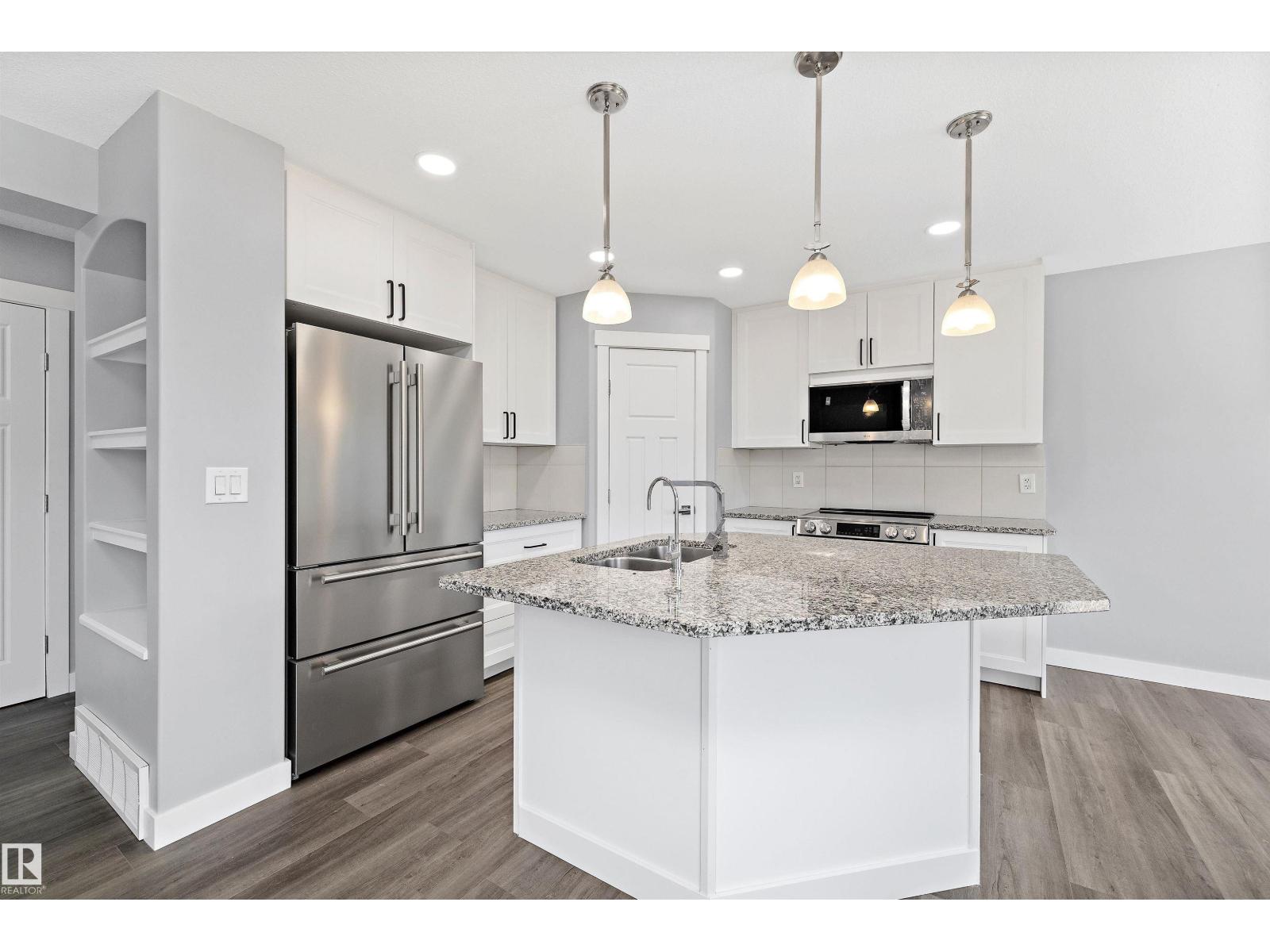 Photo 16 of 2028 69 St Sw, Edmonton AB