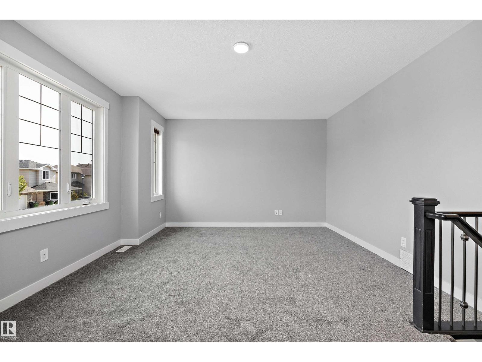 Photo 23 of 2028 69 St Sw, Edmonton AB