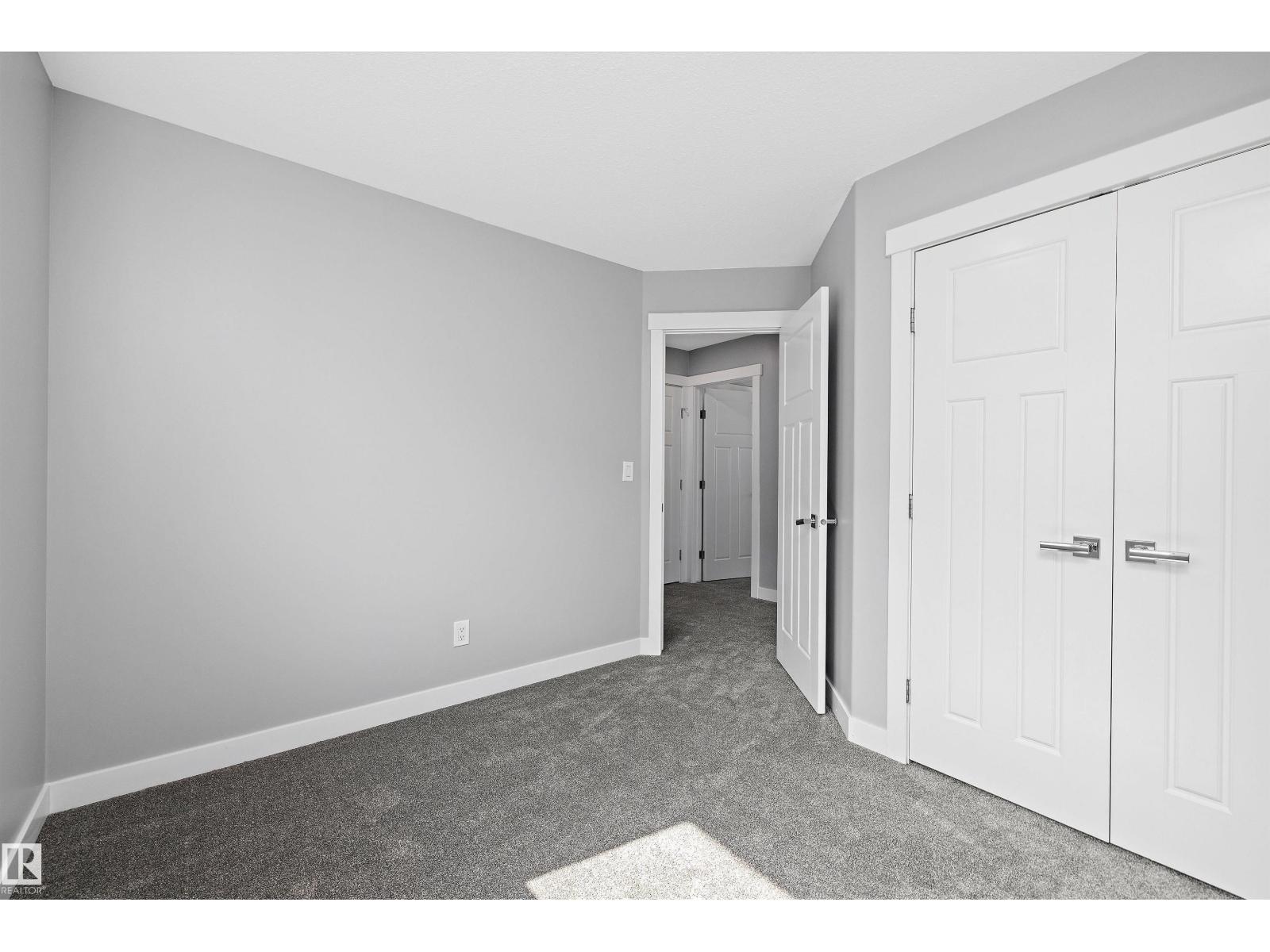 Photo 25 of 2028 69 St Sw, Edmonton AB