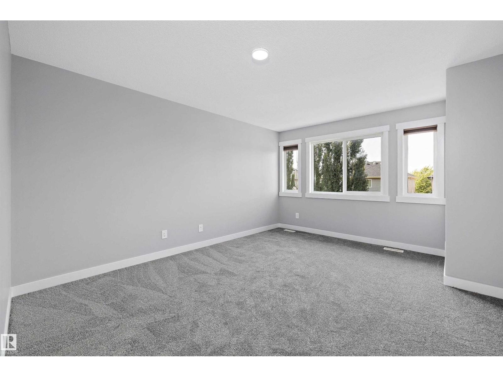 Photo 31 of 2028 69 St Sw, Edmonton AB